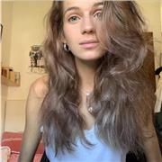 Studentessa di scienze motorie , diplomata al liceo scientifico linguistico, impartisco ripetizioni di materie scientifico a studenti liceali, di scuola media ed elementari anche per aiuti compiti estivi